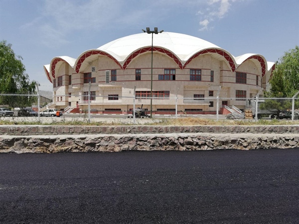 آماده سازی محوطه ورزشگاه شش هزار نفری غدیر ارومیه جهت برگزاری رقابت های لیگ ملت های والیبال 2019